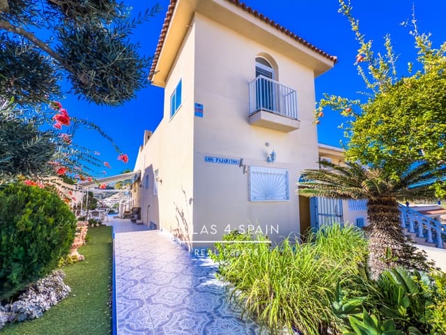 4 bedroom Villa for sale in Ciudad Quesada, Rojales with garage - € 630,000 (Ref: 9357970)