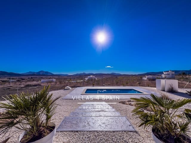 4 soverom Villa til salgs i Pinoso med svømmebasseng garasje - € 549 000 (Ref: 9415390)