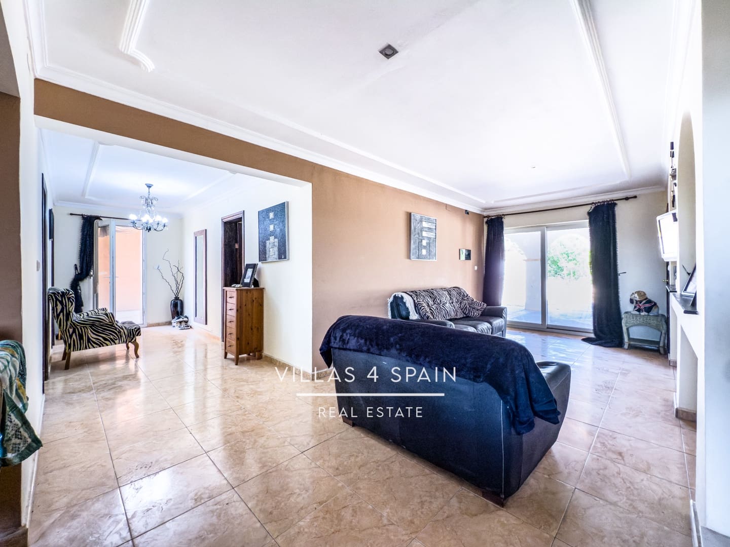 12 bedroom Villa for sale in Crevillente / Crevillent with pool - € 574,999 (Ref: 9495537)