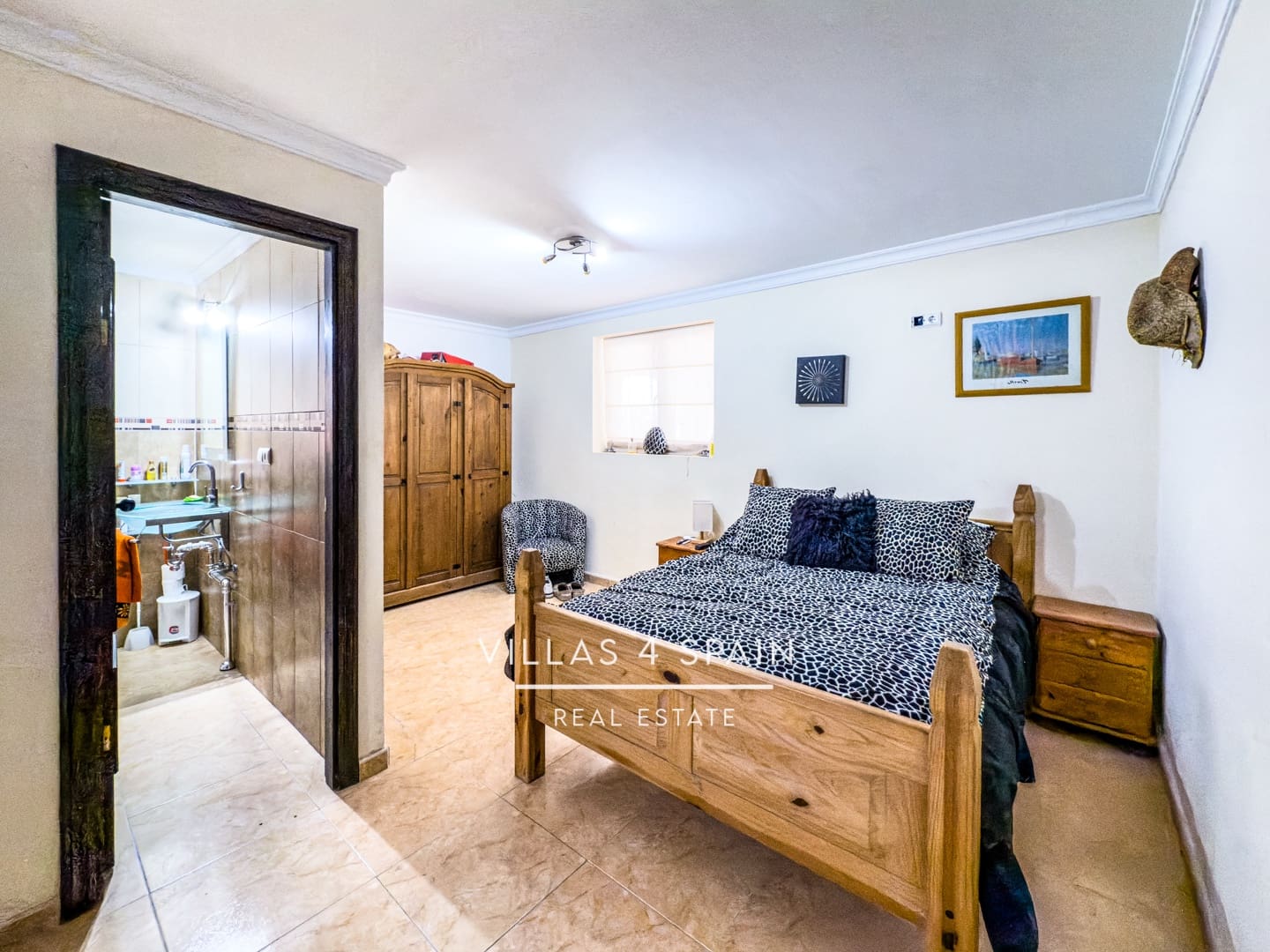 12 bedroom Villa for sale in Crevillente / Crevillent with pool - € 574,999 (Ref: 9495537)