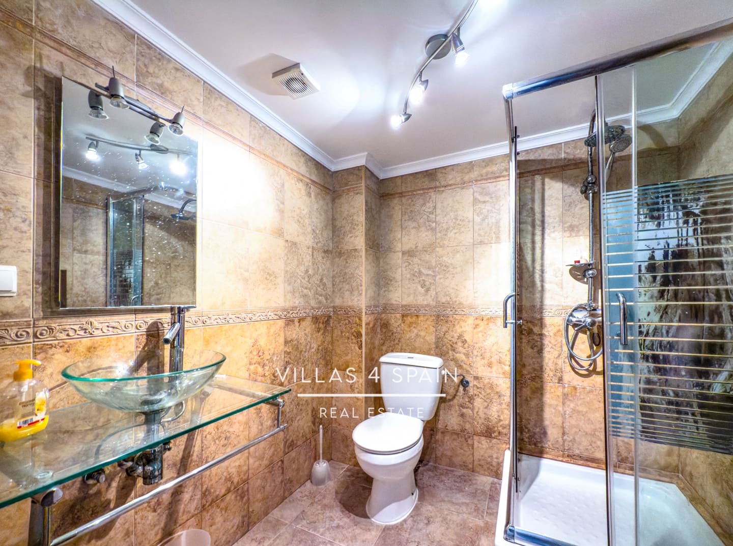 12 bedroom Villa for sale in Crevillente / Crevillent with pool - € 574,999 (Ref: 9495537)