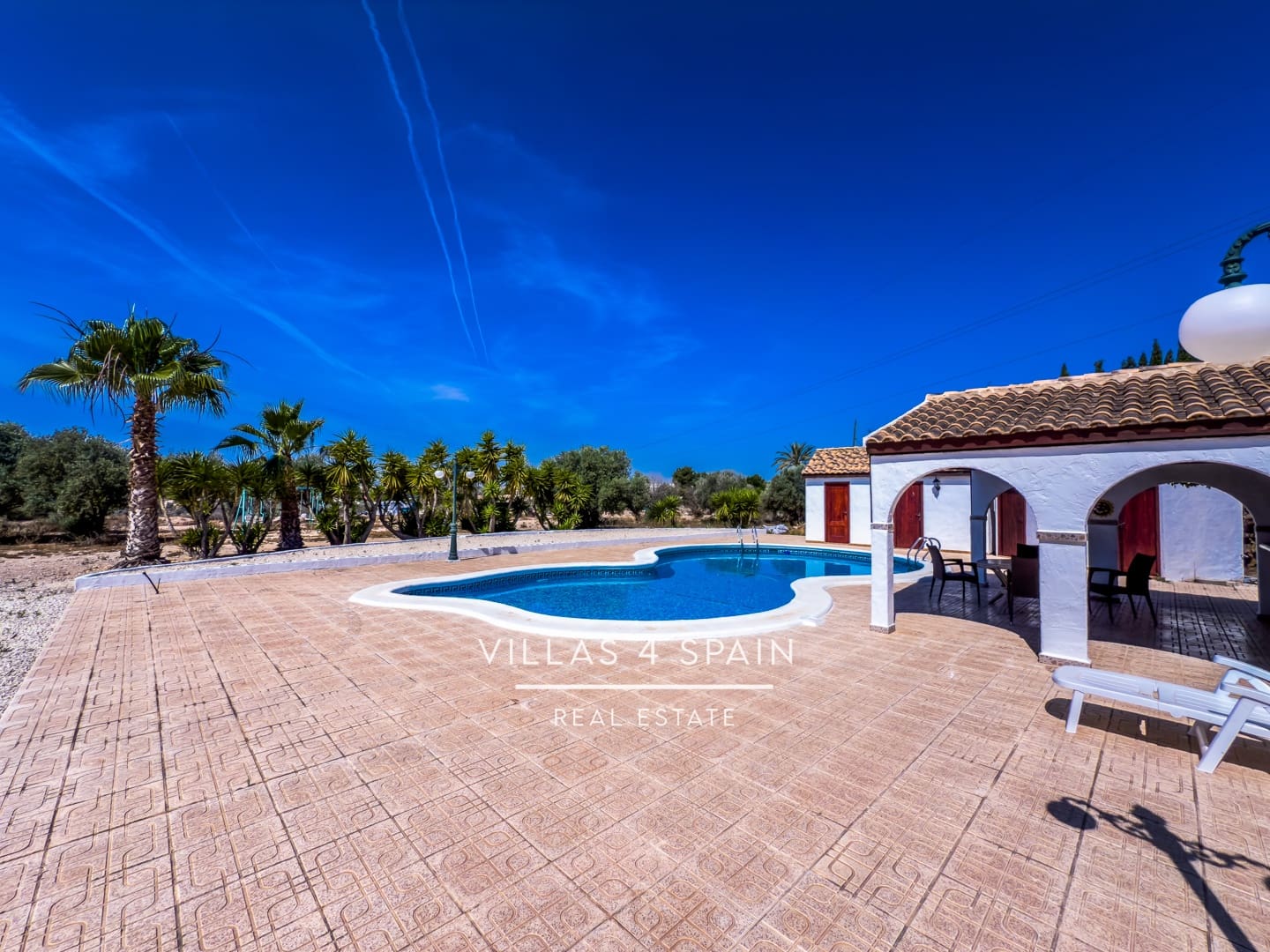 12 bedroom Villa for sale in Crevillente / Crevillent with pool - € 574,999 (Ref: 9495537)