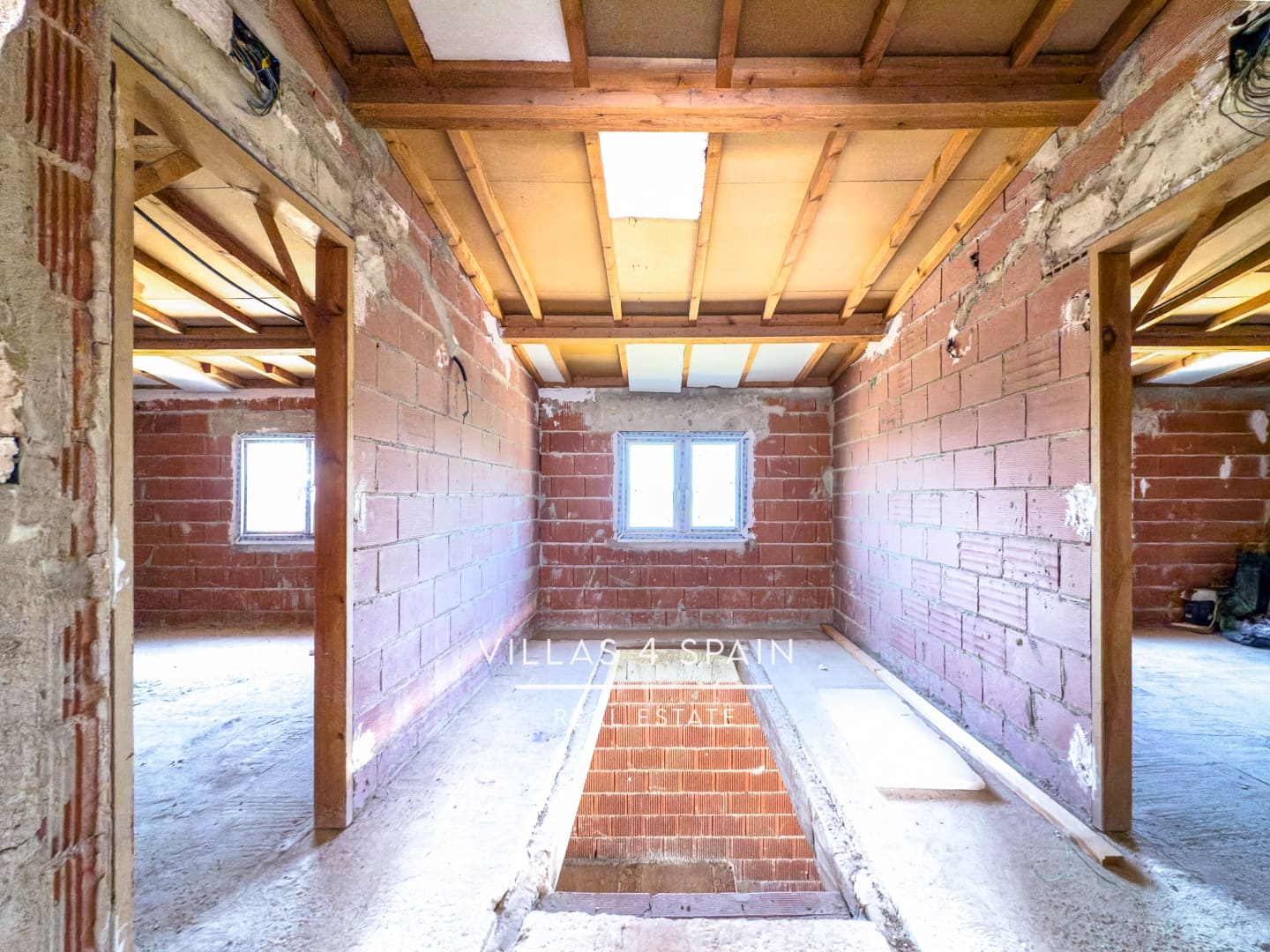 12 bedroom Villa for sale in Crevillente / Crevillent with pool - € 574,999 (Ref: 9495537)