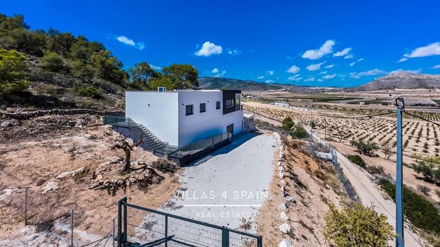3 soverom Villa til salgs i Pinoso med svømmebasseng garasje - € 339 995 (Ref: 9554311)