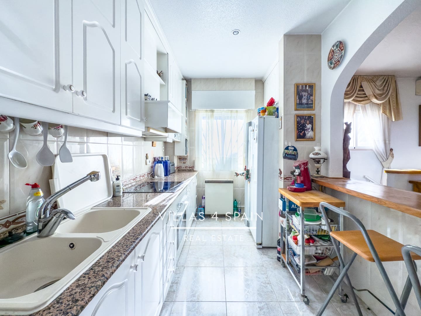 Chalet de 4 habitaciones en Rojales en venta con garaje - 399.995 € (Ref: 9554312)