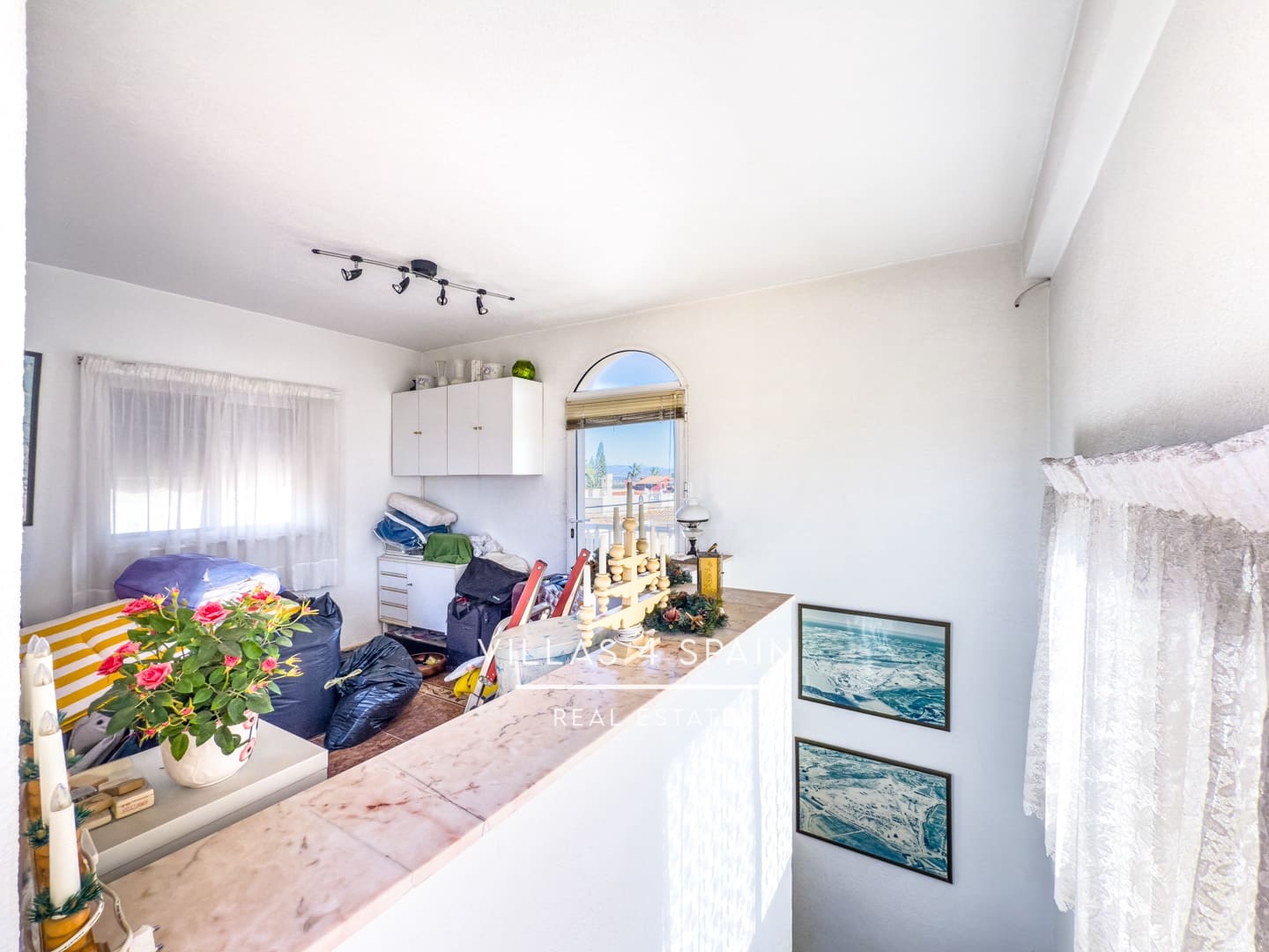 Chalet de 4 habitaciones en Rojales en venta con garaje - 399.995 € (Ref: 9554312)