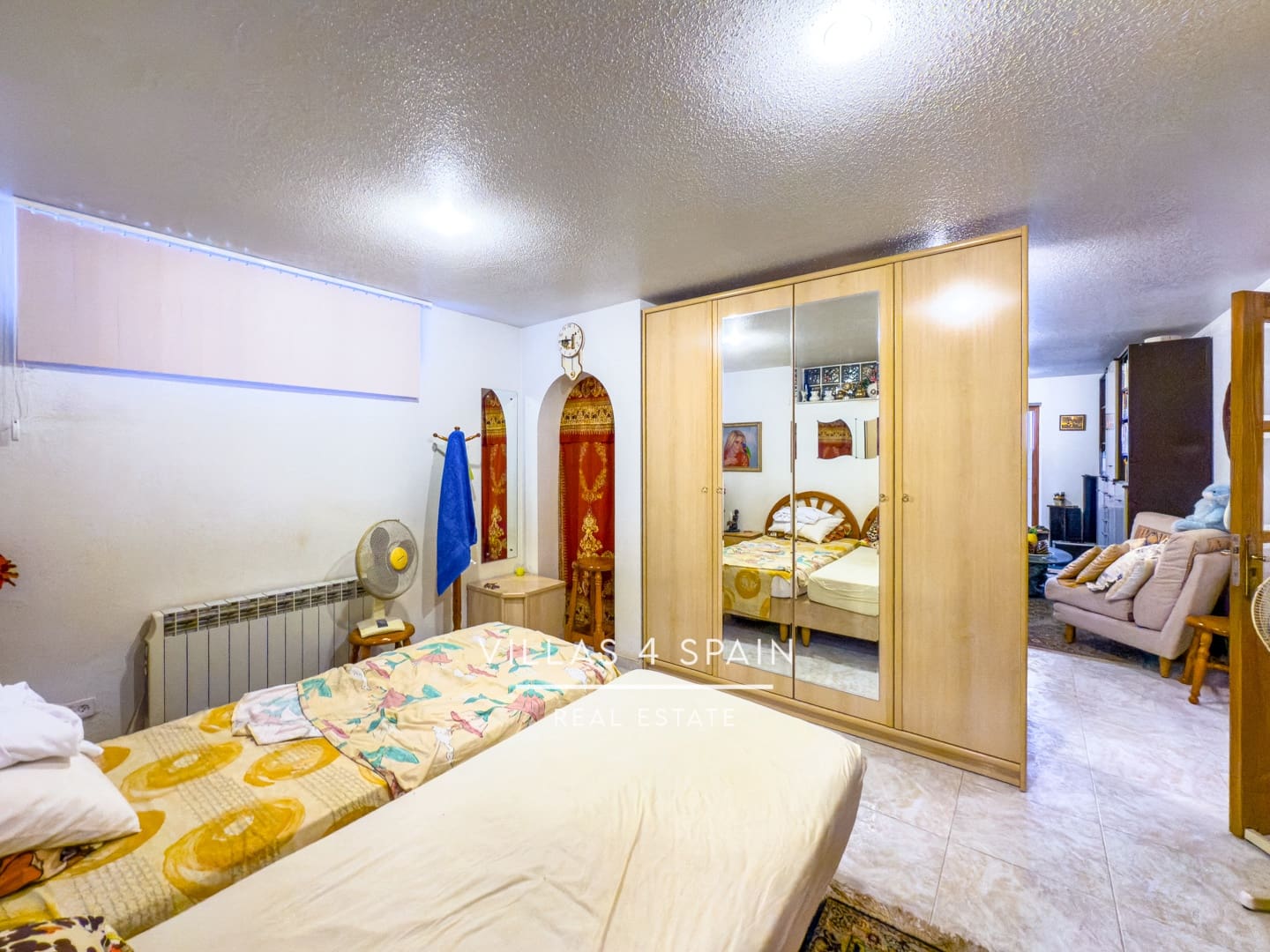 Chalet de 4 habitaciones en Rojales en venta con garaje - 399.995 € (Ref: 9554312)