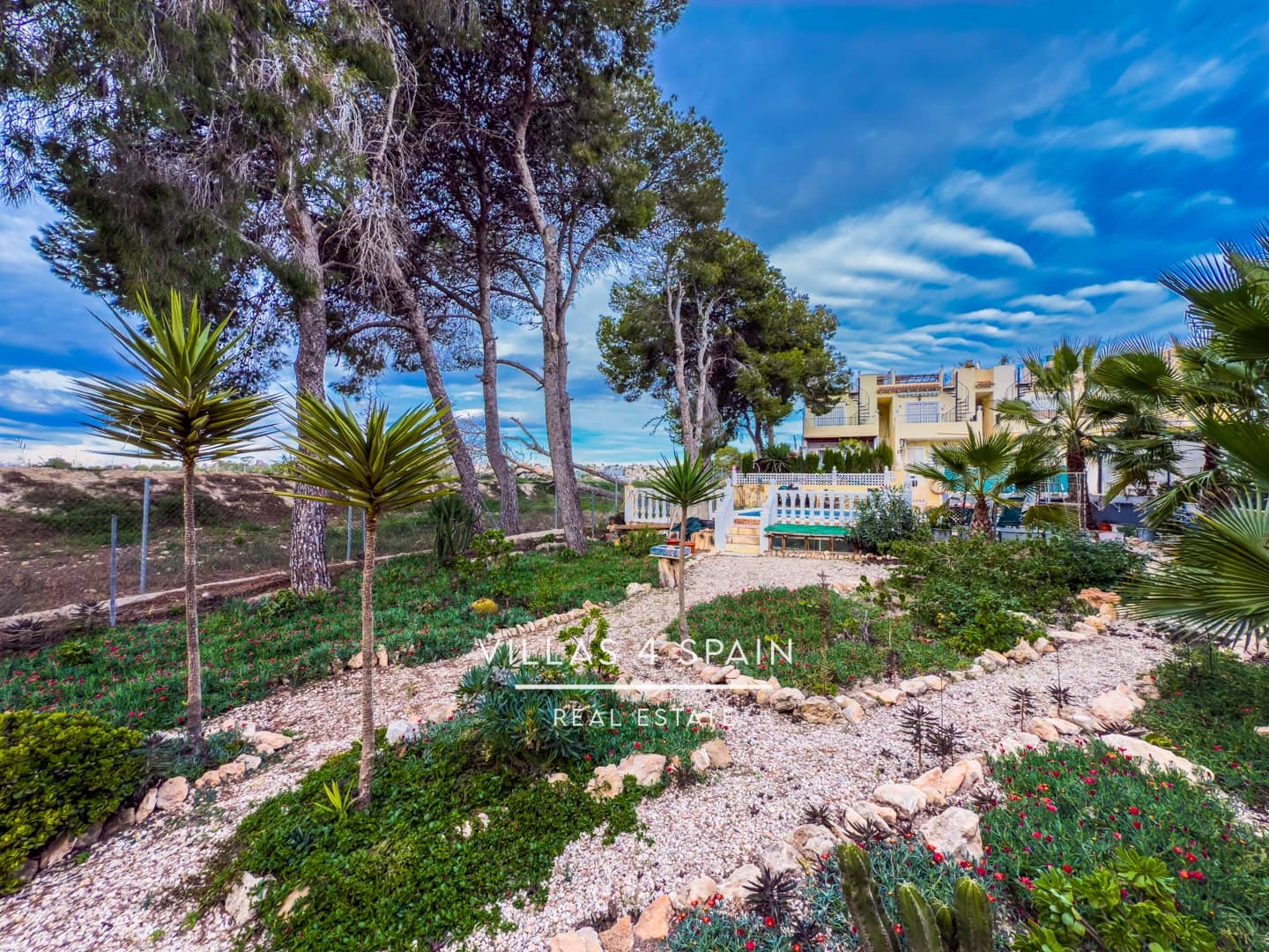 2 soveværelse Byhus til salg i Ciudad Quesada - € 154.950 (Ref: 9554313)