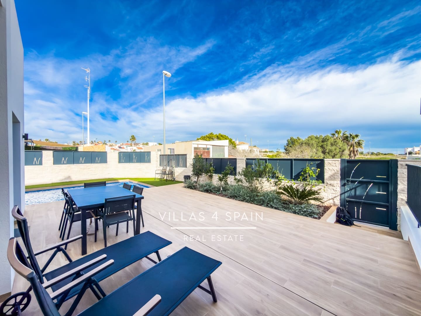 5 soveværelse Villa til salg i Ciudad Quesada med swimmingpool - € 525.000 (Ref: 9567984)