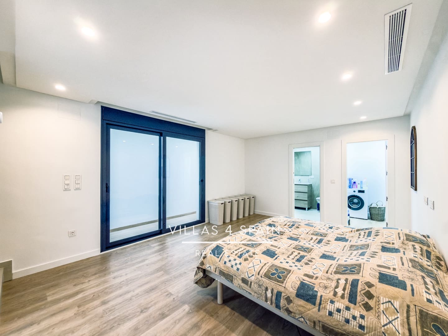 5 soveværelse Villa til salg i Ciudad Quesada med swimmingpool - € 525.000 (Ref: 9567984)