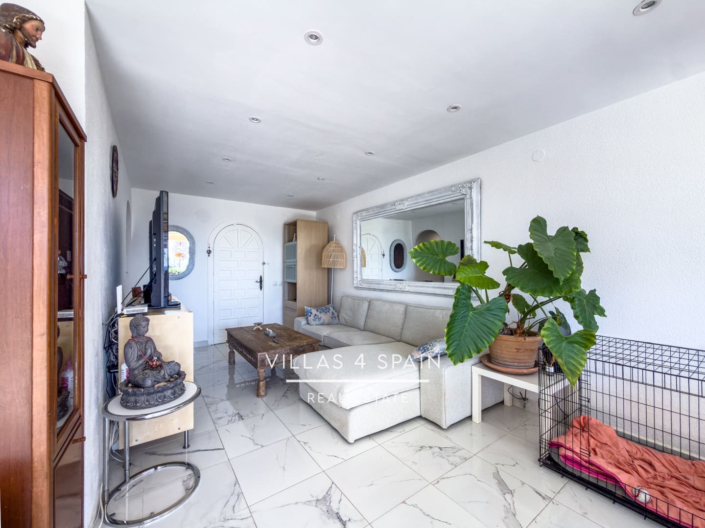 2 bedroom Apartment for sale in Torrevieja with pool - € 219,900 (Ref: 9607156)