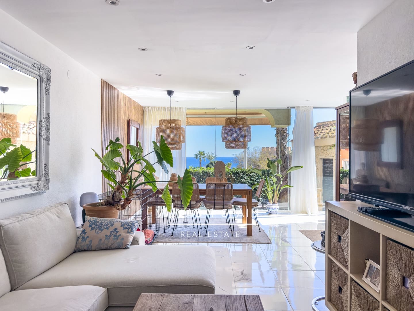 2 bedroom Apartment for sale in Torrevieja with pool - € 219,900 (Ref: 9607156)