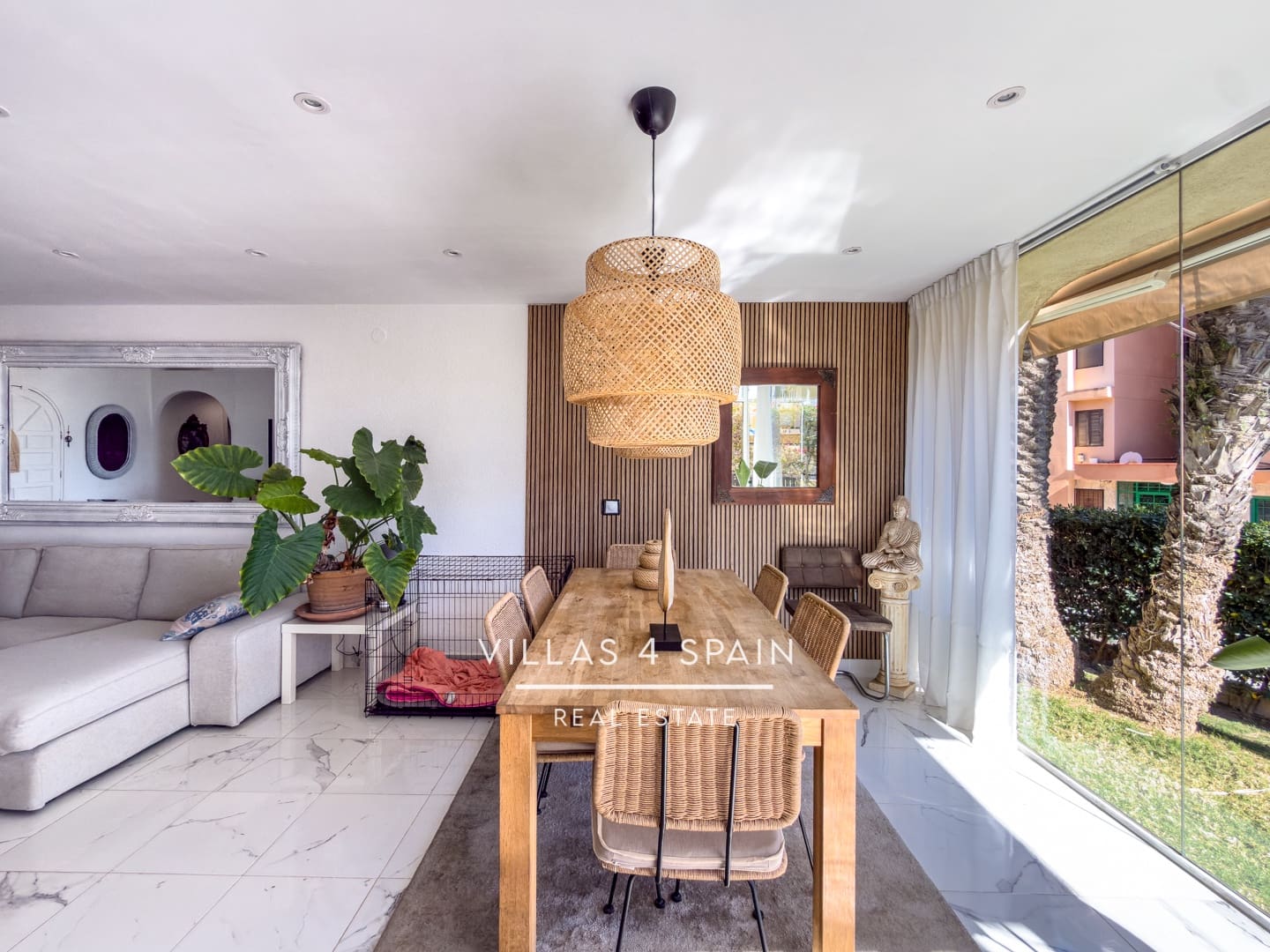 2 bedroom Apartment for sale in Torrevieja with pool - € 219,900 (Ref: 9607156)