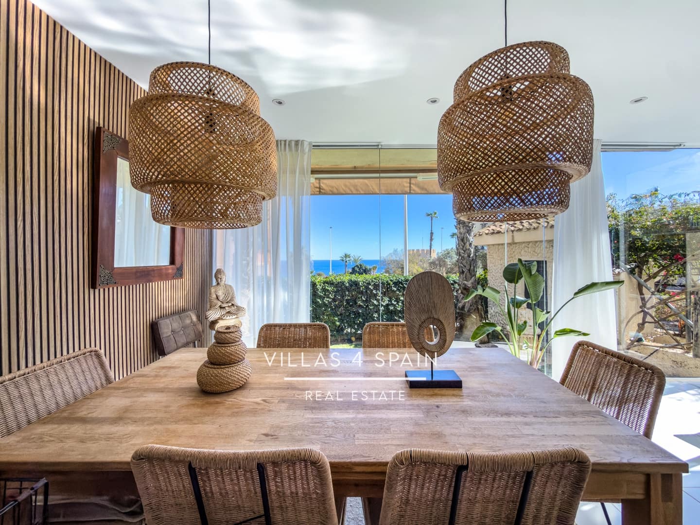 2 bedroom Apartment for sale in Torrevieja with pool - € 219,900 (Ref: 9607156)