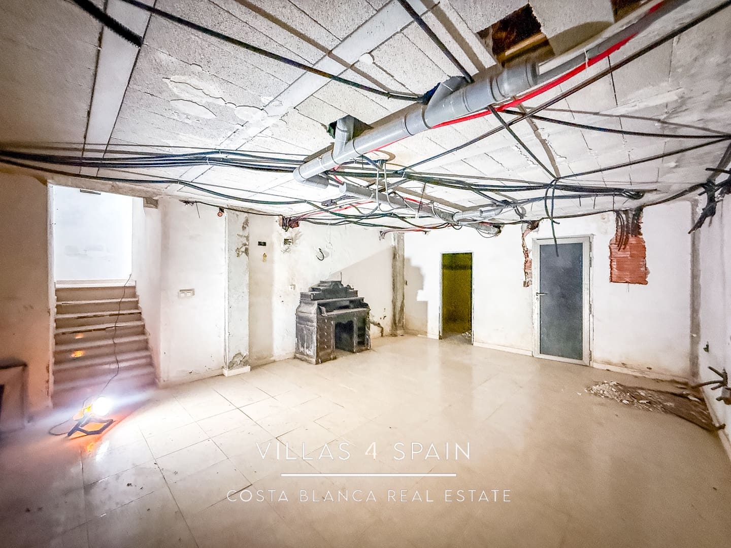 Commercial for sale in Ciudad Quesada - € 95,000 (Ref: 9643712)