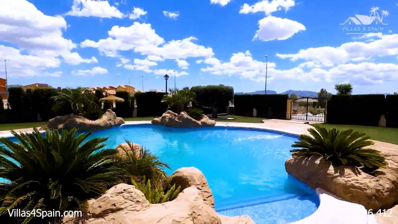 2 makuuhuone Huvila myytävänä paikassa Fortuna mukana uima-altaan 
autotalli - 174 500 € (Ref: 9659810)