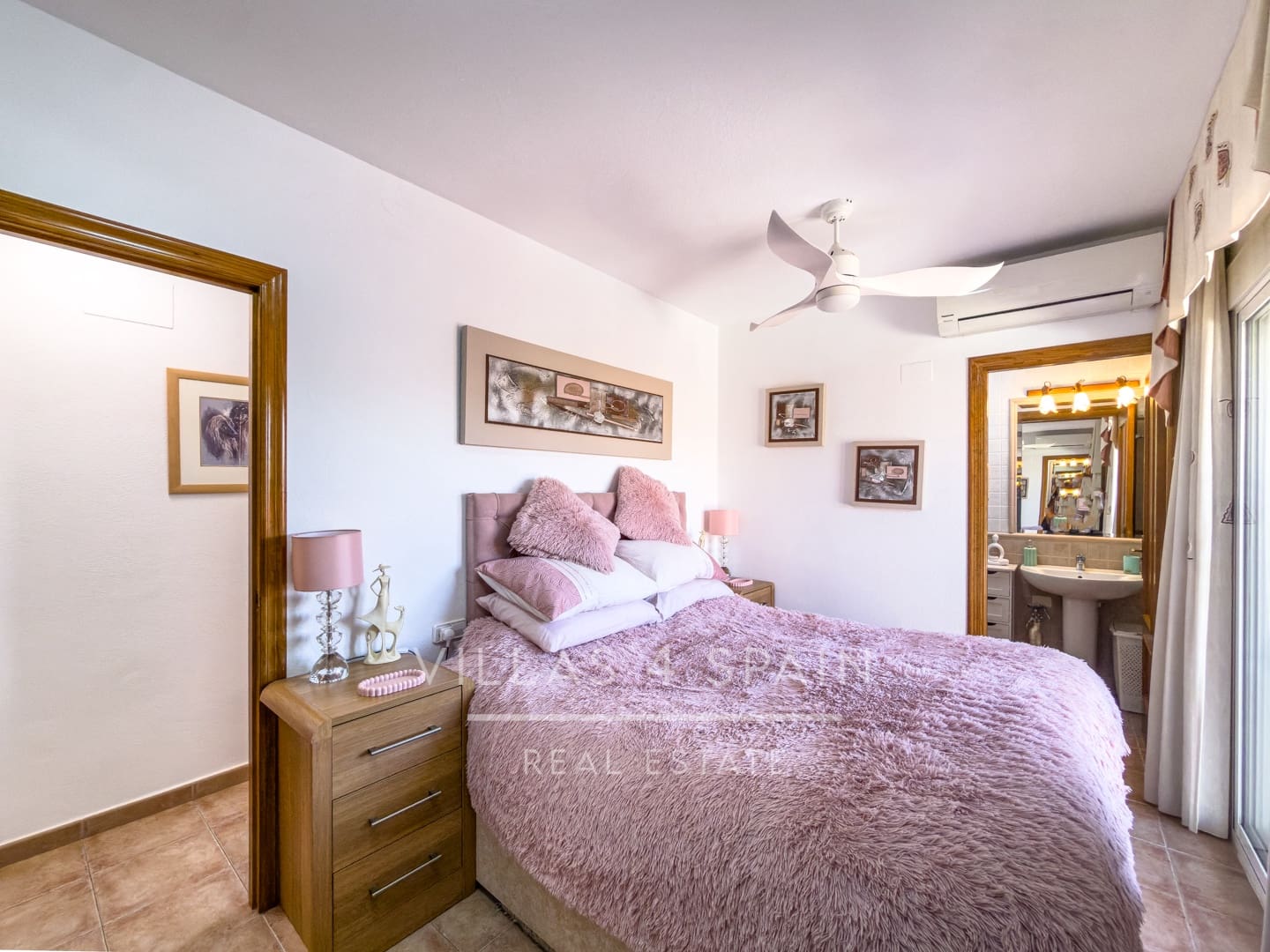 2 makuuhuone Huvila myytävänä paikassa Fortuna mukana uima-altaan 
autotalli - 174 500 € (Ref: 9659810)