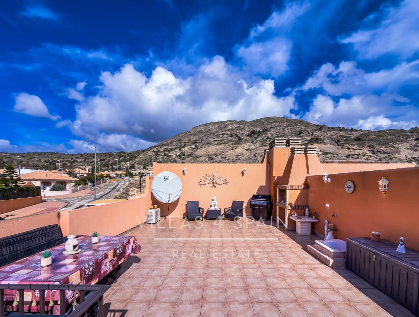 2 makuuhuone Huvila myytävänä paikassa Fortuna mukana uima-altaan 
autotalli - 174 500 € (Ref: 9659810)