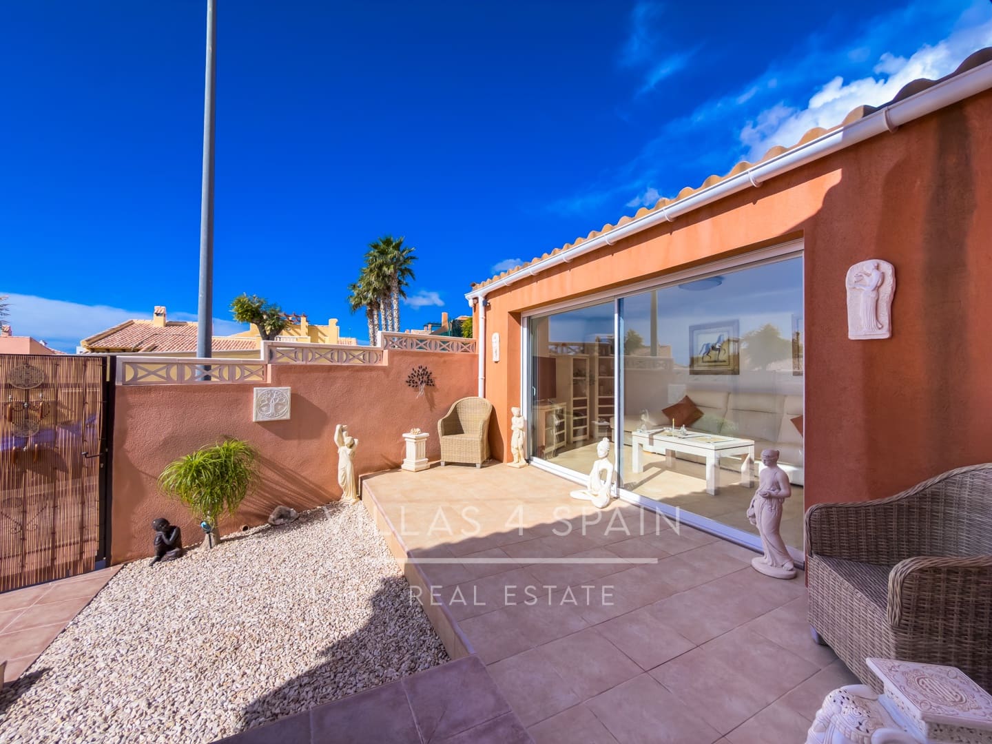 2 makuuhuone Huvila myytävänä paikassa Fortuna mukana uima-altaan 
autotalli - 174 500 € (Ref: 9659810)