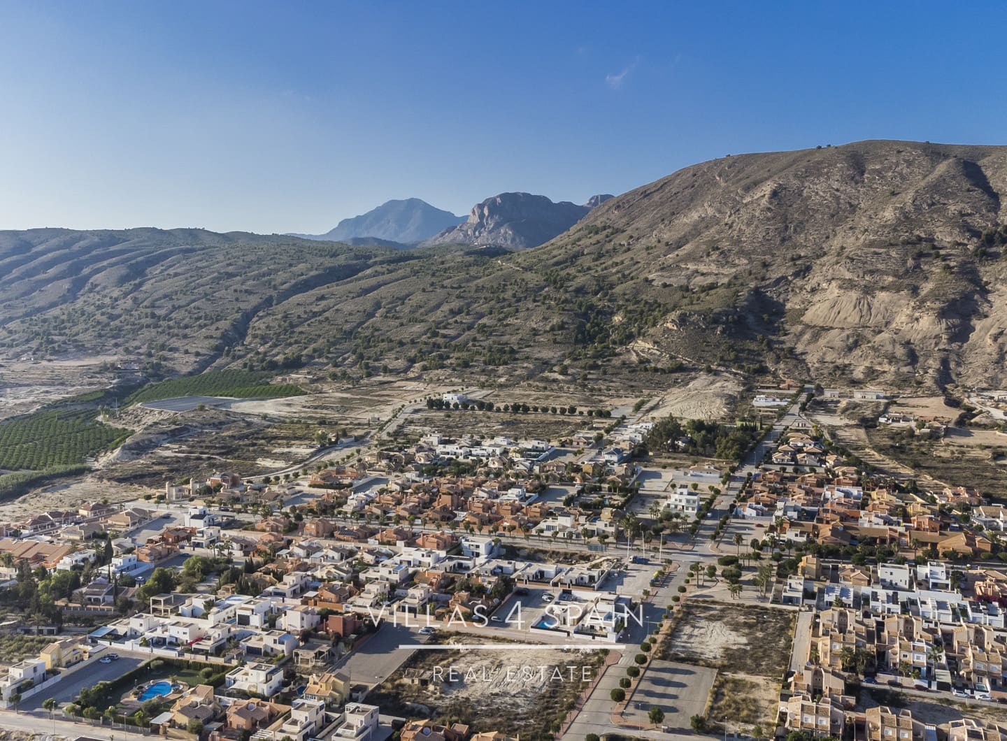 2 makuuhuone Huvila myytävänä paikassa Fortuna mukana uima-altaan 
autotalli - 174 500 € (Ref: 9659810)