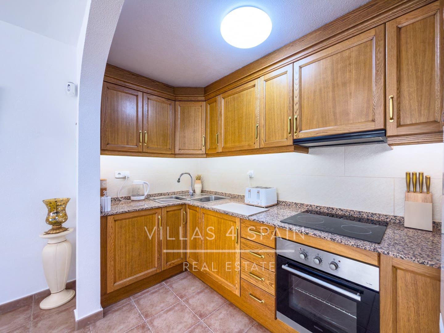 2 makuuhuone Huvila myytävänä paikassa Fortuna mukana uima-altaan 
autotalli - 174 500 € (Ref: 9660608)