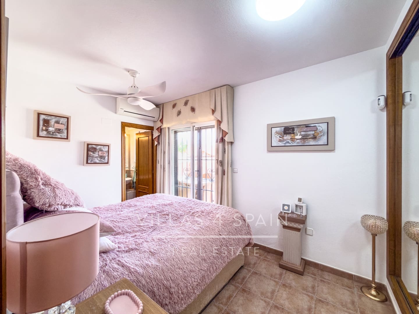 2 makuuhuone Huvila myytävänä paikassa Fortuna mukana uima-altaan 
autotalli - 174 500 € (Ref: 9660608)