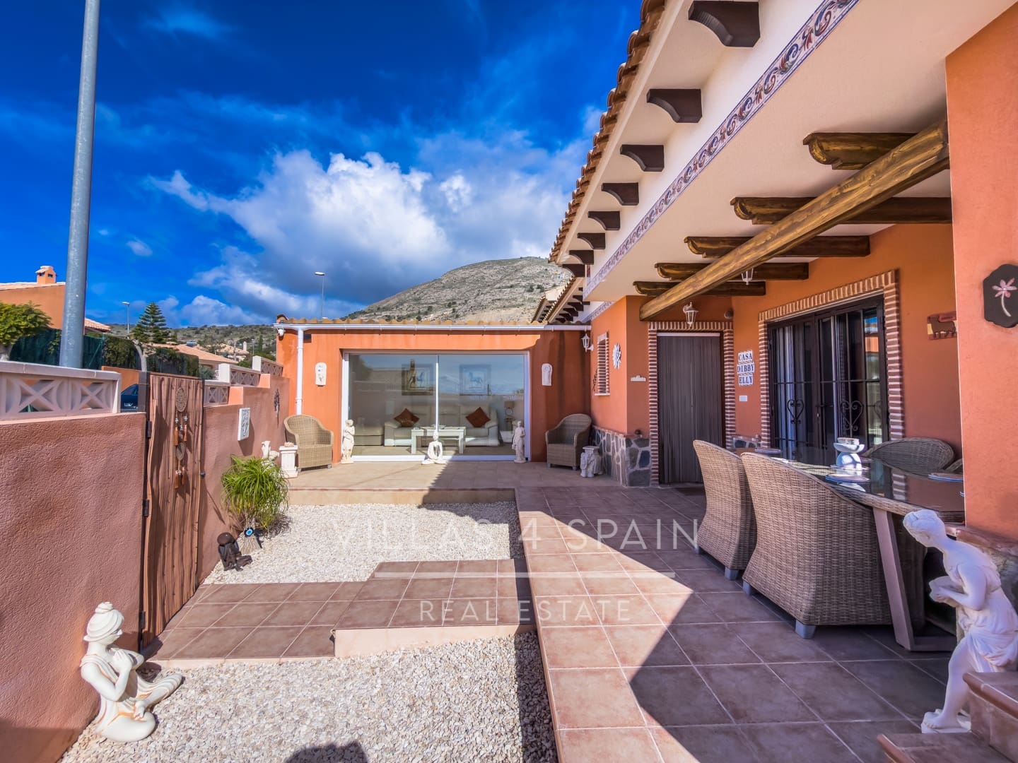 2 makuuhuone Huvila myytävänä paikassa Fortuna mukana uima-altaan 
autotalli - 174 500 € (Ref: 9660608)