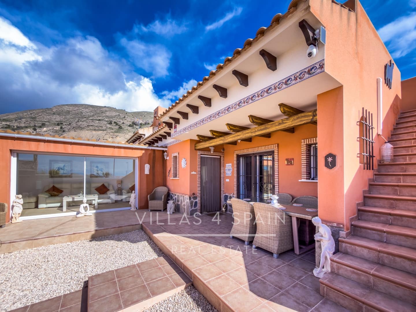 2 makuuhuone Huvila myytävänä paikassa Fortuna mukana uima-altaan 
autotalli - 174 500 € (Ref: 9660608)