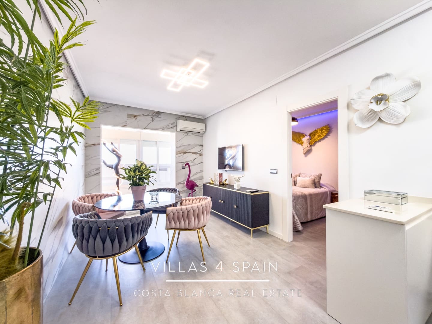 Huoneisto myytävänä paikassa Torrevieja - 147 000 € (Ref: 9665517)