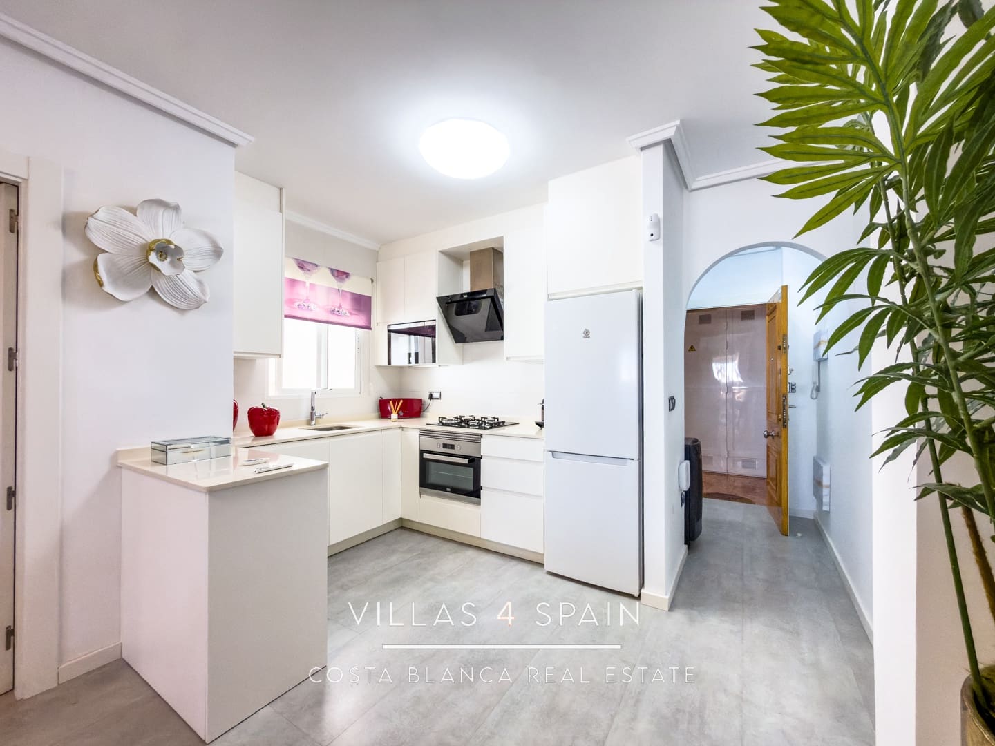 Huoneisto myytävänä paikassa Torrevieja - 147 000 € (Ref: 9665517)