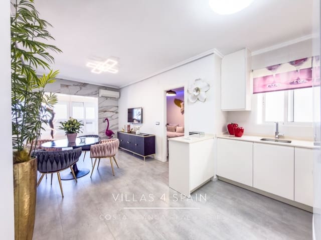 Huoneisto myytävänä paikassa Avenida Habaneras - Curva de Palangre, Torrevieja - 147 000 € (Ref: 9665517)