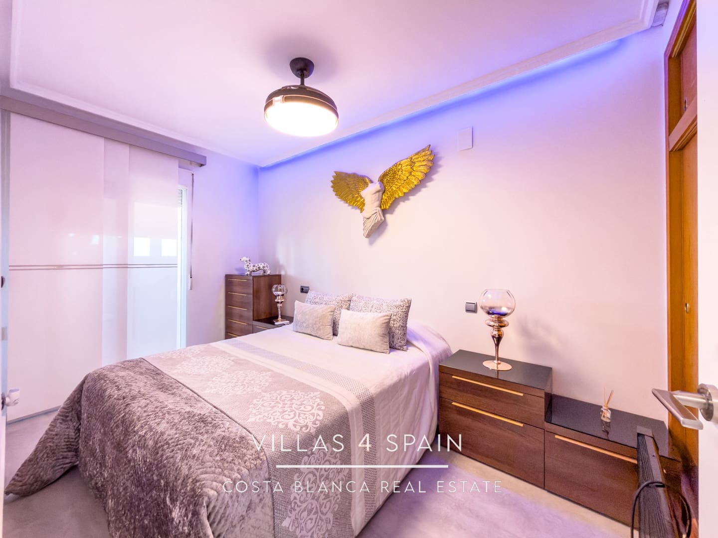 Huoneisto myytävänä paikassa Torrevieja - 147 000 € (Ref: 9665517)