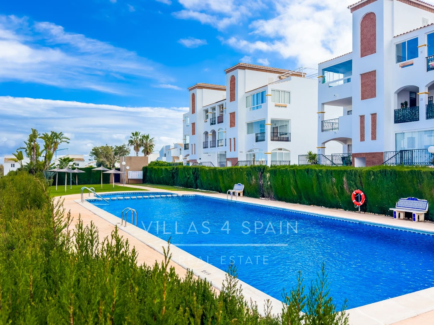 2 bedroom Apartment for sale in Orihuela Costa with pool - € 178,950 (Ref: 9679116)