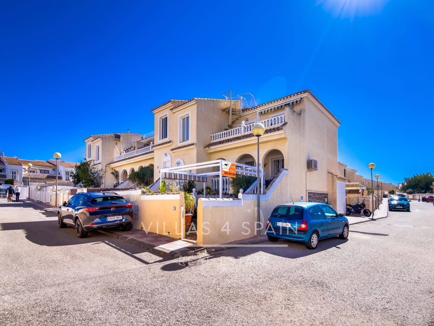 2 sovrum Hus till salu i Gran Alacant med pool garage - 204 950 € (Ref: 9689933)