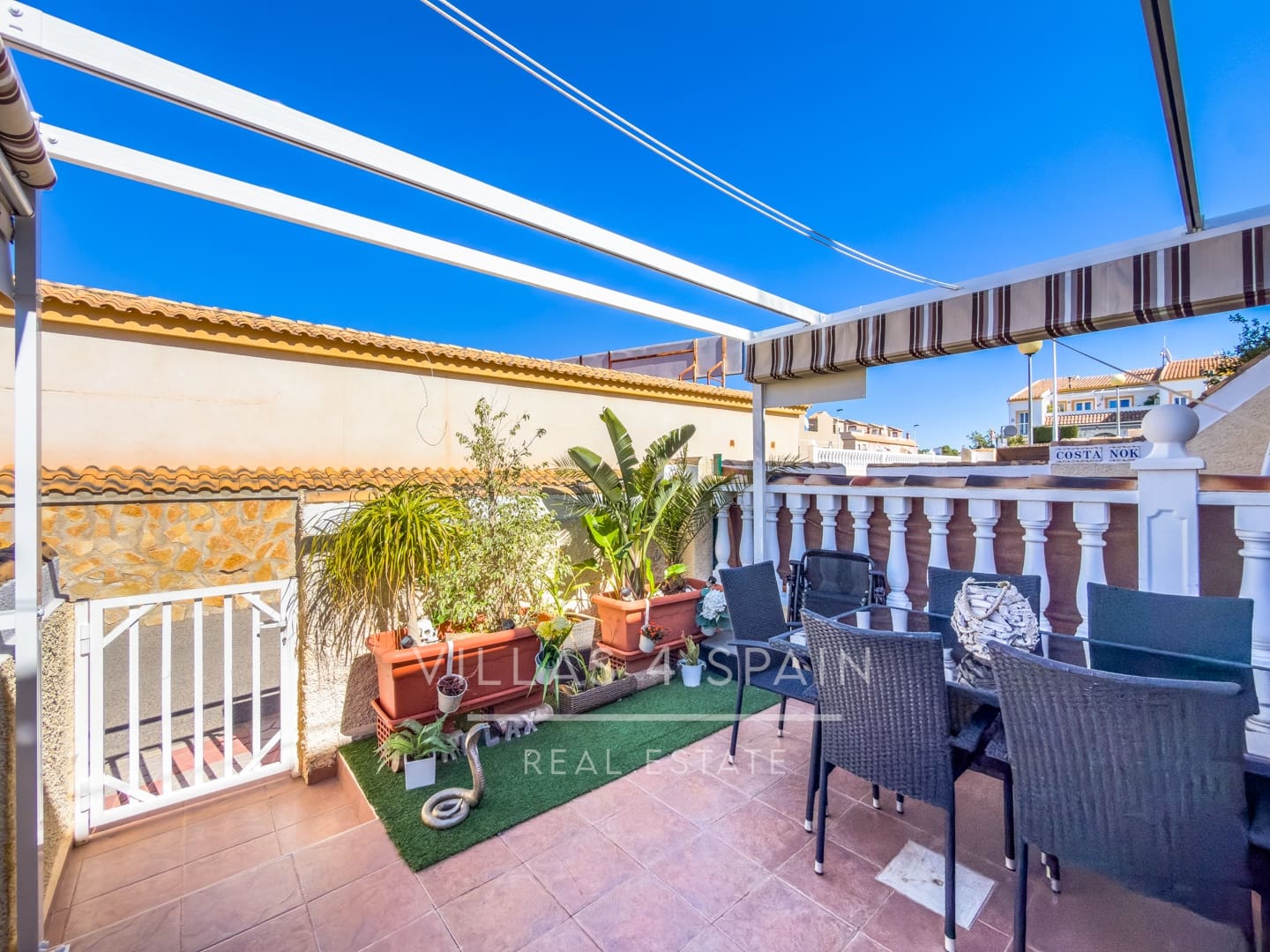 2 sovrum Hus till salu i Gran Alacant med pool garage - 204 950 € (Ref: 9689934)