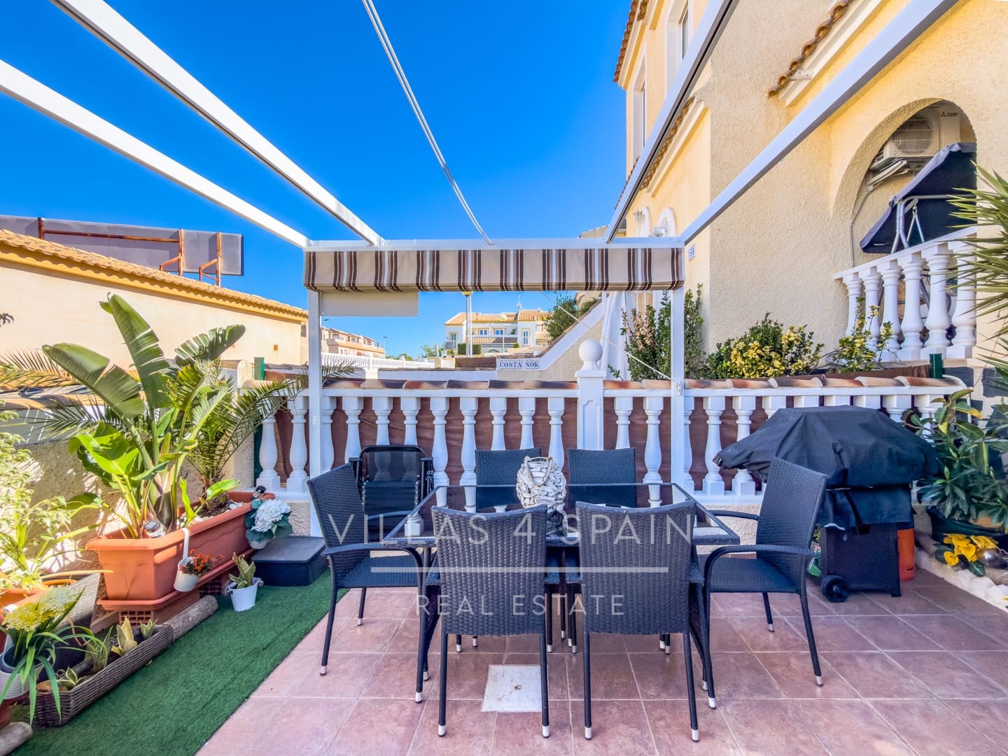 2 sovrum Hus till salu i Gran Alacant med pool garage - 204 950 € (Ref: 9689934)