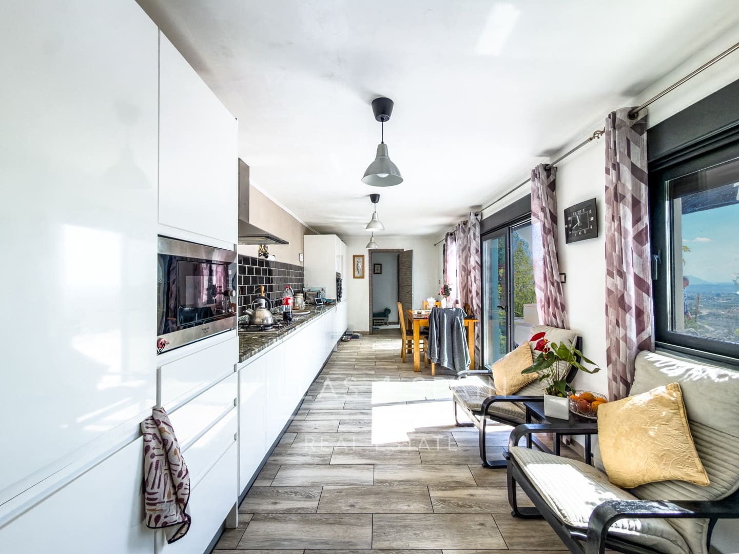 4 bedroom Villa for sale in Fortuna with garage - € 379,950 (Ref: 9719360)