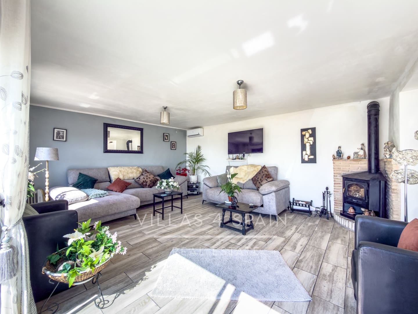 4 bedroom Villa for sale in Fortuna with garage - € 379,950 (Ref: 9719360)