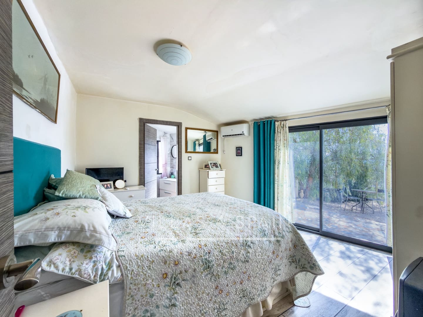 4 bedroom Villa for sale in Fortuna with garage - € 379,950 (Ref: 9719360)