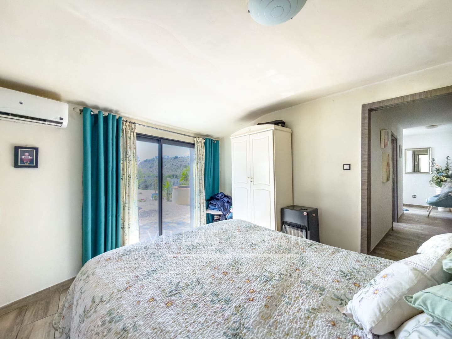 4 bedroom Villa for sale in Fortuna with garage - € 379,950 (Ref: 9719360)