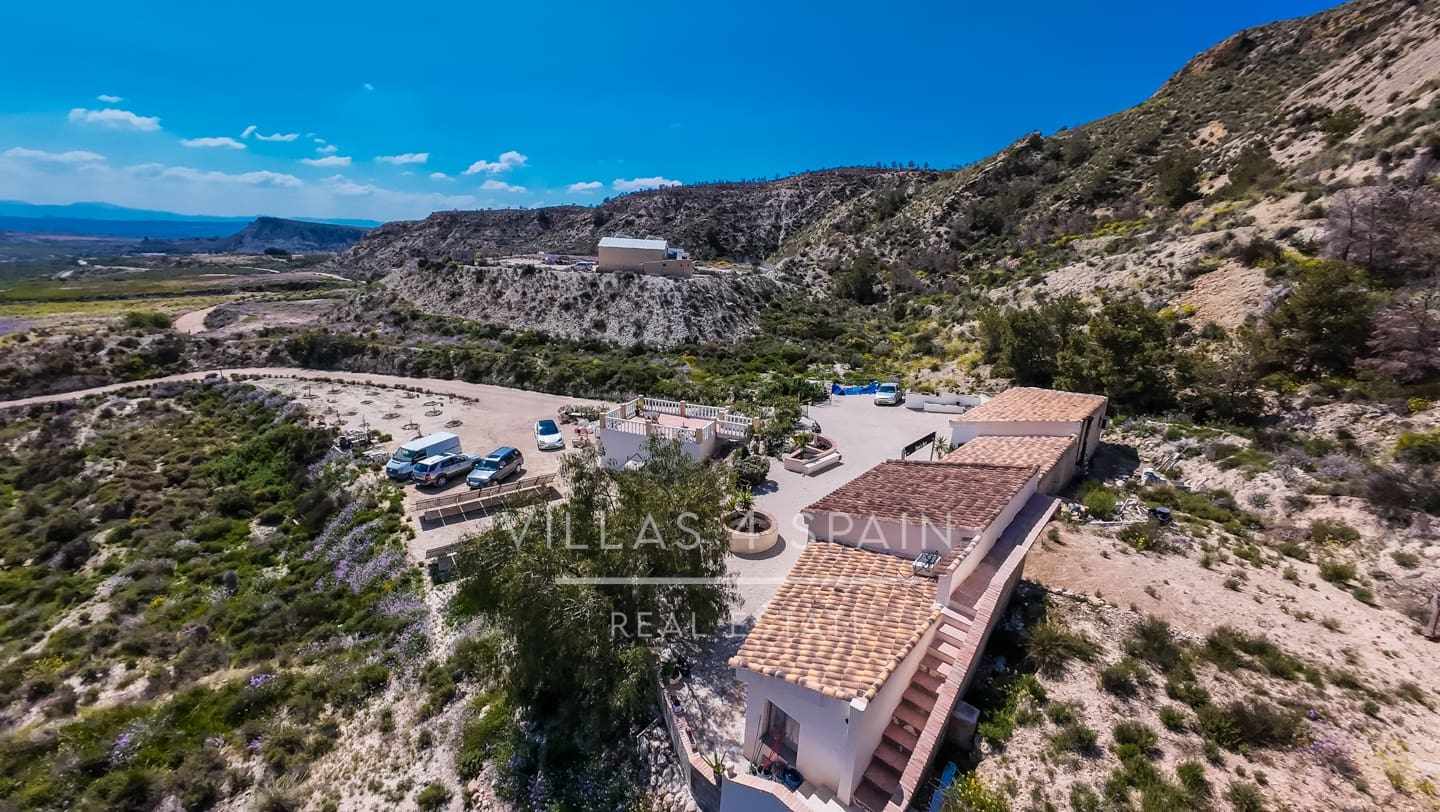 4 bedroom Villa for sale in Fortuna with garage - € 379,950 (Ref: 9719360)