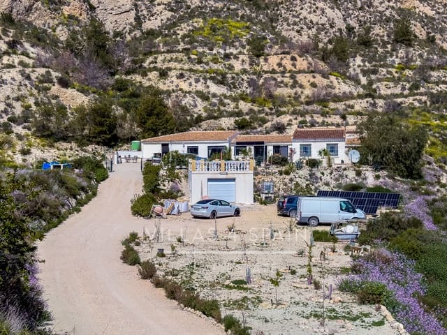 4 bedroom Villa for sale in Fortuna with garage - € 379,950 (Ref: 9719360)