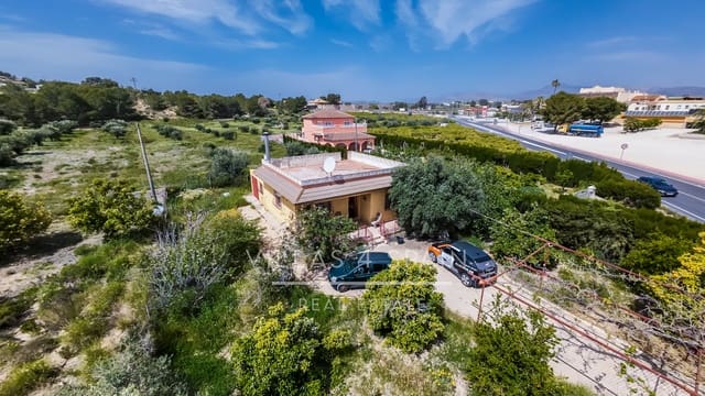 2 sypialnia Willa na sprzedaż w El Esparragal, Miasto Murcja z garażem - 125 000 € (Ref: 9758322)