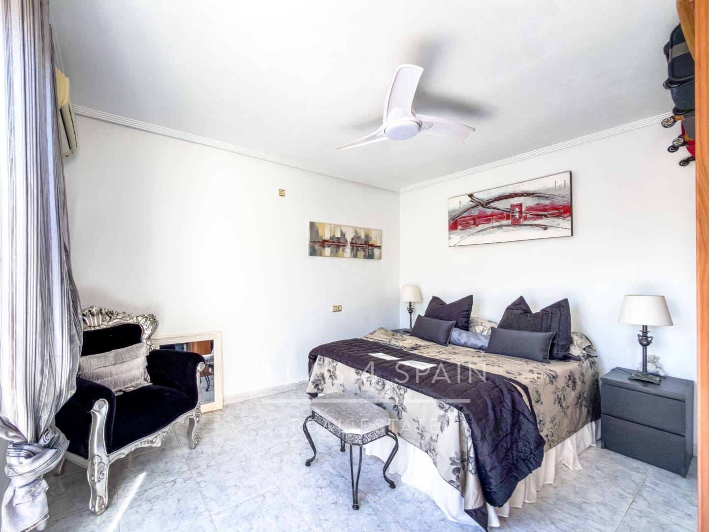 3 soveværelse Villa til salg i Villamartin med swimmingpool - € 359.950 (Ref: 9787946)