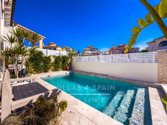 3 chambre Villa/Maison à vendre à Villamartin, Orihuela avec piscine - 359 950 € (Ref: 9787946)