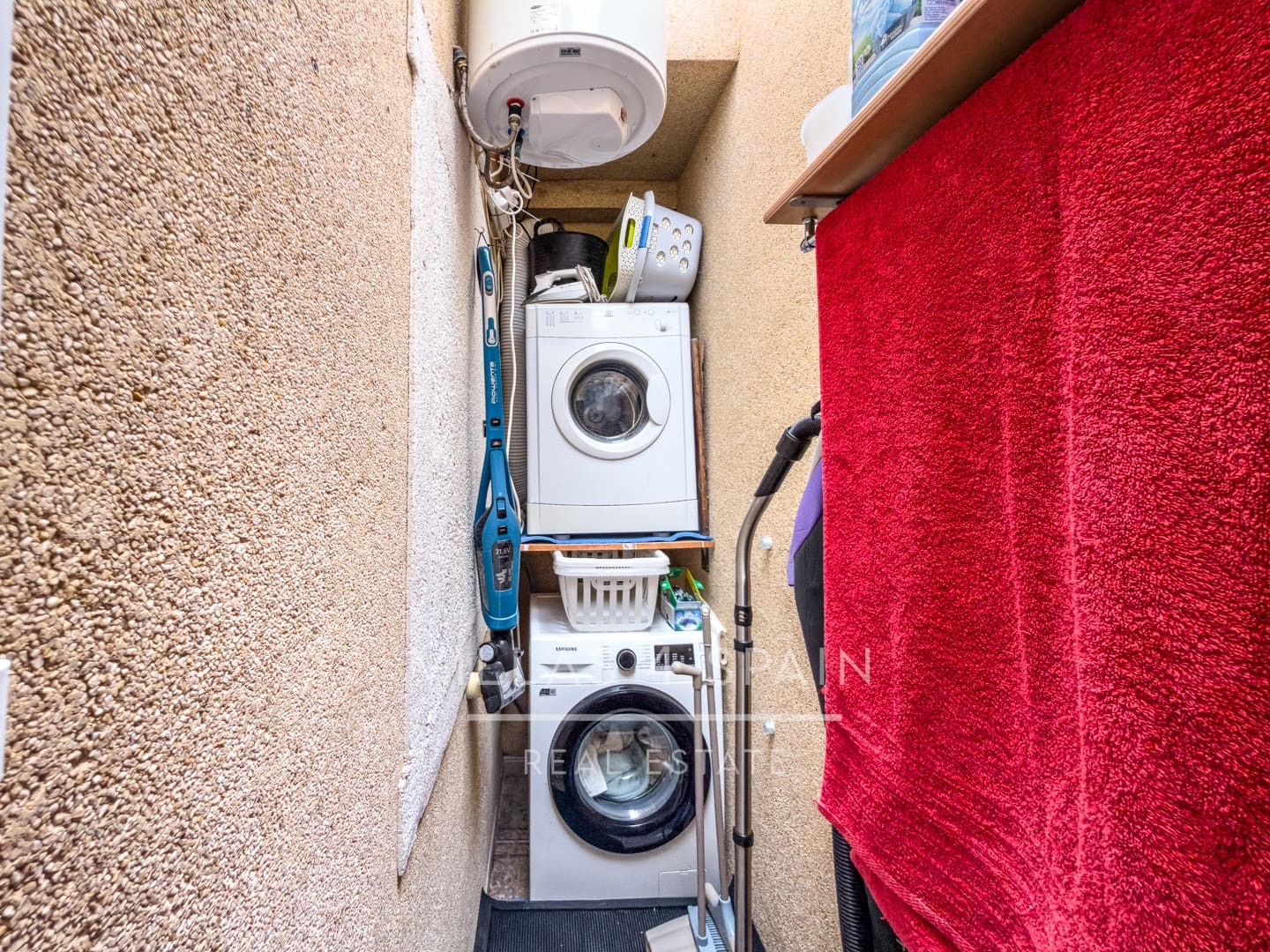 3 soveværelse Villa til salg i Villamartin med swimmingpool - € 359.950 (Ref: 9787946)