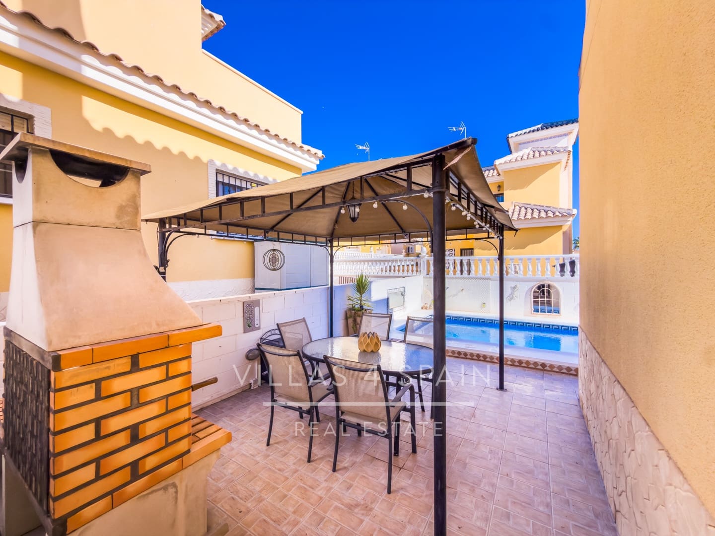 3 sypialnia Willa na sprzedaż w Algorfa z basenem - 295 000 € (Ref: 9790044)