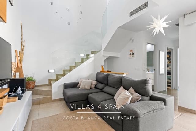 4 sovrum Villa till salu i Benijófar med pool - 420 000 € (Ref: 9795497)