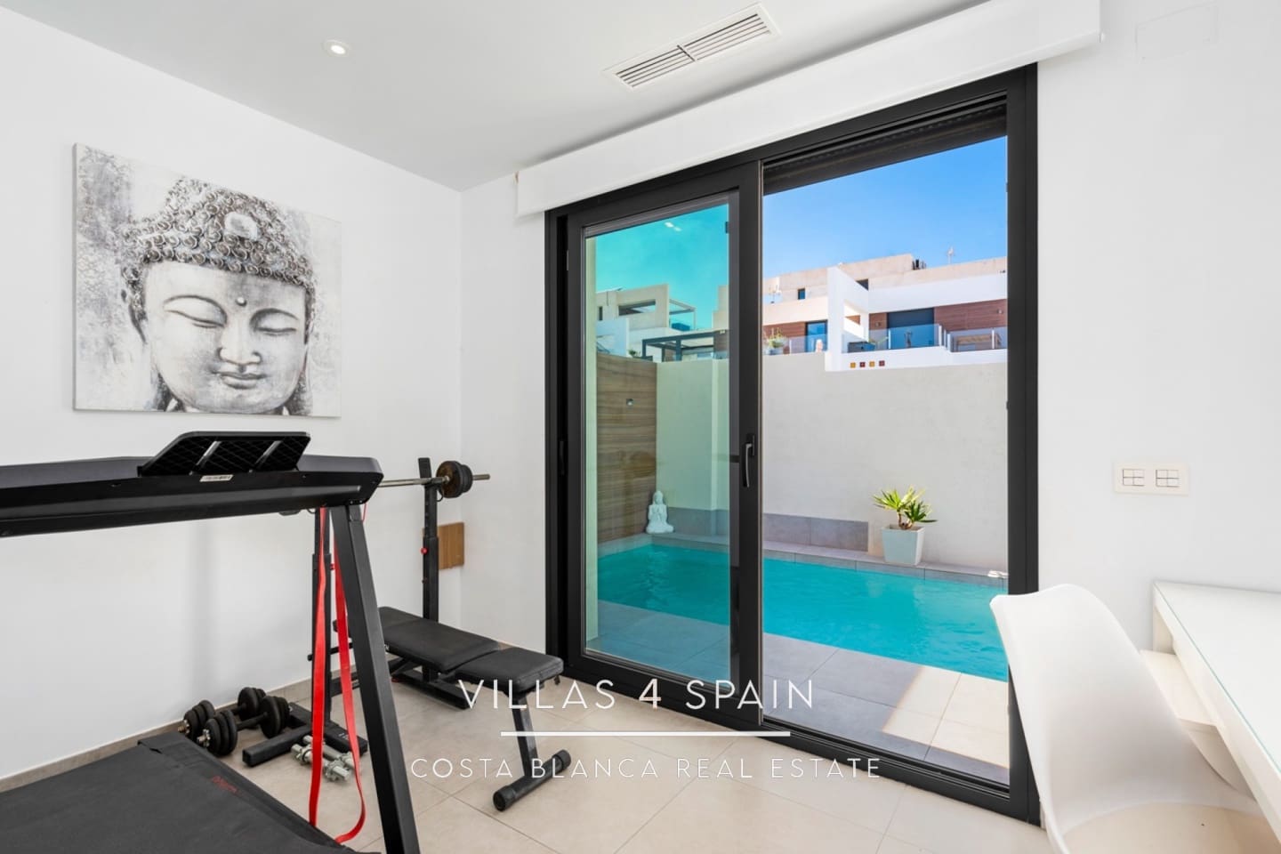 4 sovrum Villa till salu i Benijofar med pool - 420 000 € (Ref: 9795497)