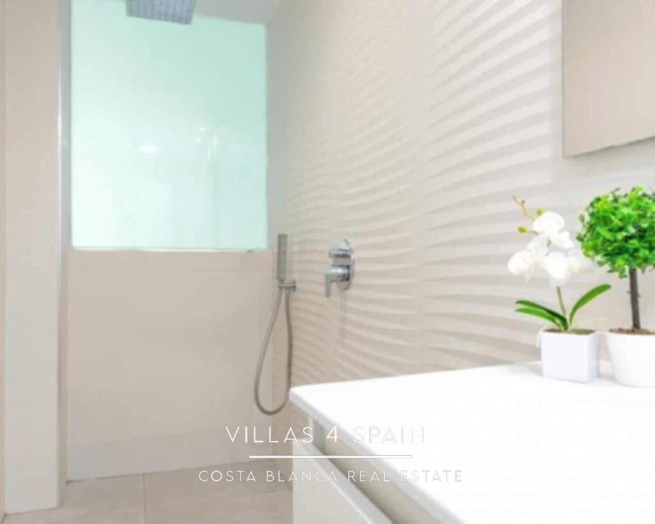 4 sovrum Villa till salu i Benijofar med pool - 420 000 € (Ref: 9795497)